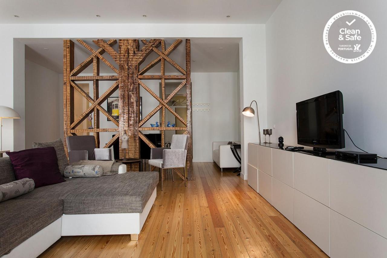 Appartamento Downtown Brown By Homing Lisbona Esterno foto