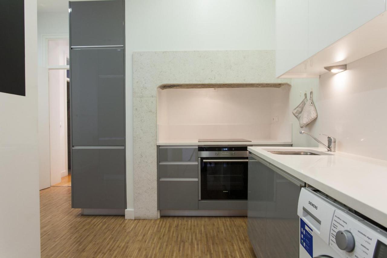 Appartamento Downtown Brown By Homing Lisbona Esterno foto